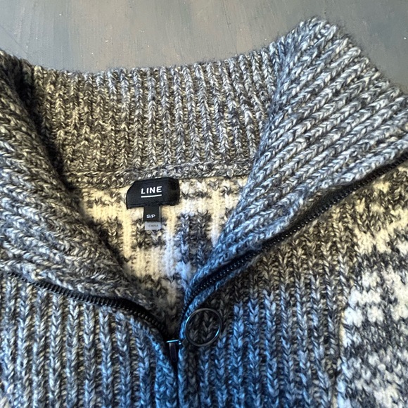 Line / Anthropologie oversized winter sweater ❤️ - Picture 6 of 8